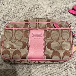 Coach pouch/ makeup bag